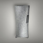Die toGo Bag Schutztasche in Gesamtaufnhame schützt den toGo Filter mit seinem robusten, wasserabweisenden Filzstoffmaterial. Auch kann die toGo Bag beliebig anders verwendet werden, etwa für zusätzliche Ordnung in der Handtasche oder&nbsp;um Flaschen zu ummanteln.
