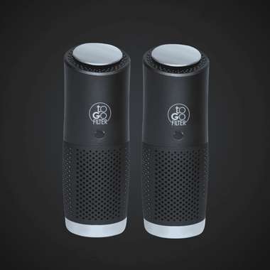 toGo Filter Luftreiniger Double Paket schwarz-silber mini klein tragbar mit 3-in-1 HEPA-13-Filter, Vorfilter und Aktivkohlefilter, entfernt bis zu 99,95 % von Schadstoffen wie Staub, Pollen, Rauch, Viren, Bakterien, Corona, Grippe, ideal für saubere Luft bei Allergie, Allergikern, Asthma, Asthmatikern